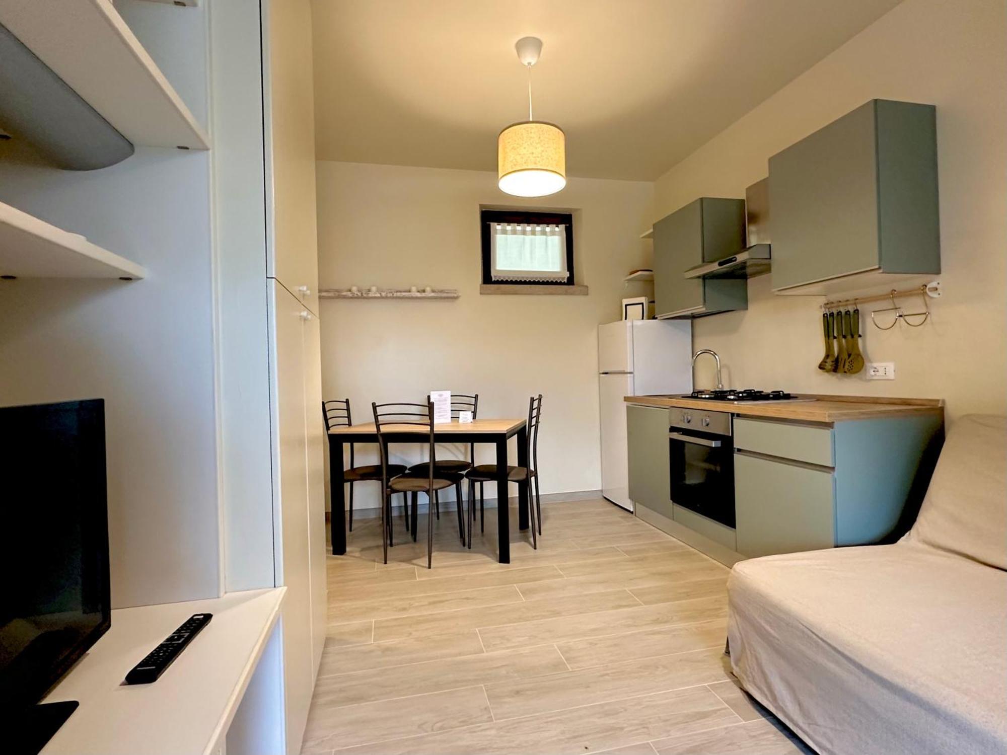 Aparthotel Lauri & Faggi à Desenzano del Garda Extérieur photo